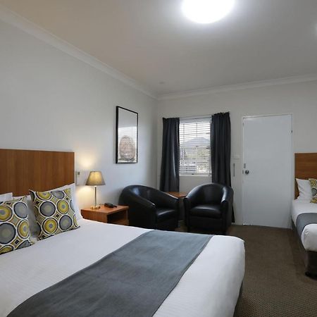 تامفورث Cadman Motor Inn And Apartments المظهر الخارجي الصورة