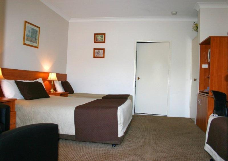 تامفورث Cadman Motor Inn And Apartments المظهر الخارجي الصورة