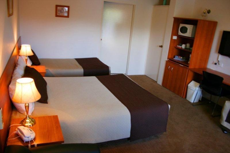 تامفورث Cadman Motor Inn And Apartments المظهر الخارجي الصورة